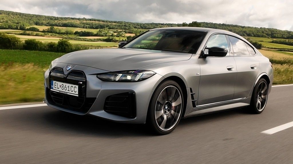 BMW i4 M60 test video autozurnal