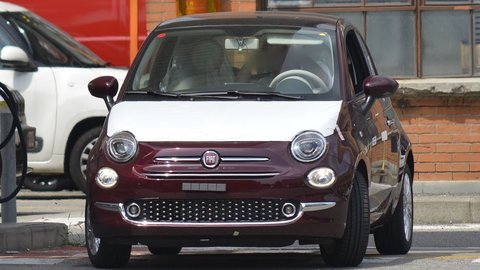 Zmodernizovaný FIAT 500 debutuje tento víkend