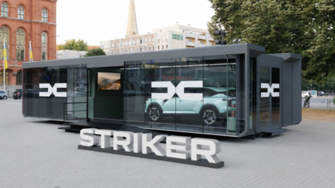 Thumb striker experience tour