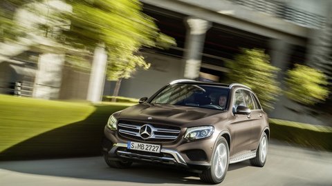 Mercedes-Benz GLC už odhalili