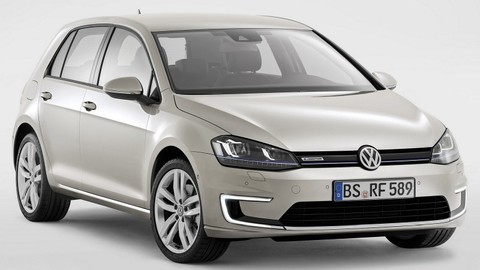 Volkswagen Golf GTE: sériový plug-in hybrid brnkne na športovú strunu