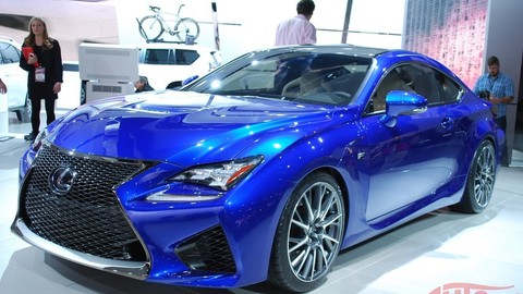 Lexus RC F chce vyraziť dych obratnosťou, hoci neváži málo