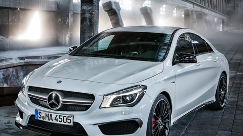 Mercedes tvrdí muziku a uvádza rýchly CLA AMG