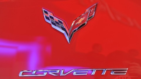 ŽENEVA: Trochu tvrdej americkej muziky - Chevy Corvette Convertible (VIDEO)