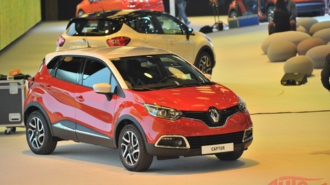 ŽENEVA: Renault Captur je dievča pre všetko