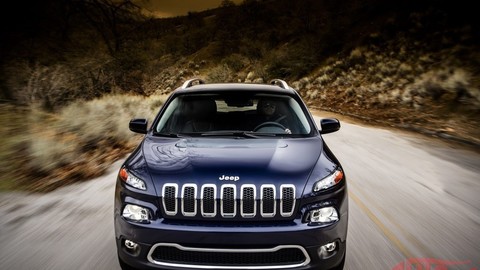 Jeep ukázal nový Cherokee s kontroverzným dizajnom