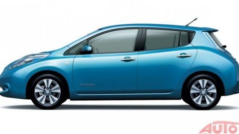 Vynovený Nissan Leaf je lacnejší a prejde viac