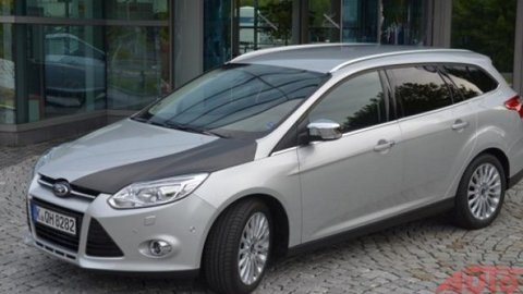 Ford bude robiť radikálne ľahšie autá. Pomôžu nové materiály