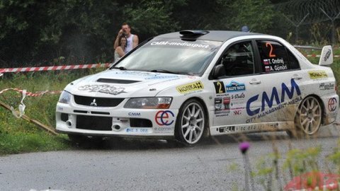 Slávnu Rallye Tatry ovládli Ondrej s Gömörim