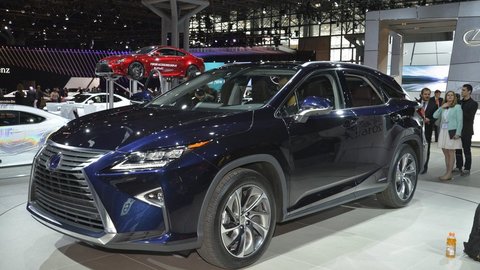 Generačnou výmenou prešiel aj Lexus RX