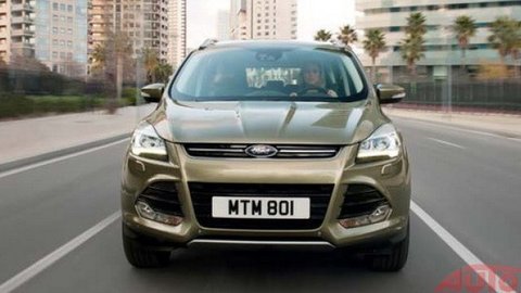 Ford Kuga prvýkrát v pohybe (video)