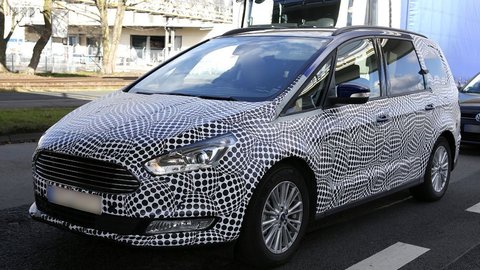 Nový Ford Galaxy posuvné dvere nedostane