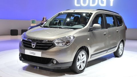 Video: Dacia Lodgy - prehliadka interiéru a exteriéru