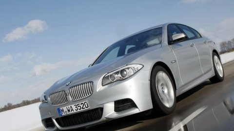 BMW M550d: Naftové športovanie s tromi turbami