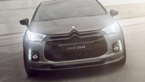 Citroën DS4 Racing: je to hybrid?