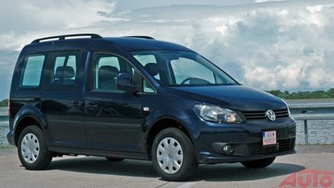 Volkswagen Caddy Trendline 1.6 TDI: Sedem stupňov vo vane