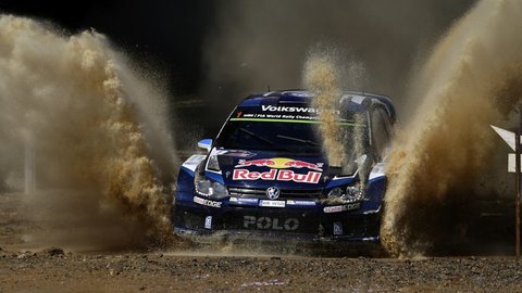 Sébastien Ogier sa stal tretíkrát majstrom sveta