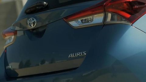 Toyota Auris 1.2 Turbo vs. Seat Leon 1.2 TSI