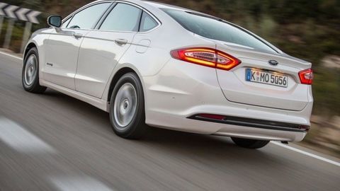 Ford uviedol na náš trh Mondeo s hybridným pohonom