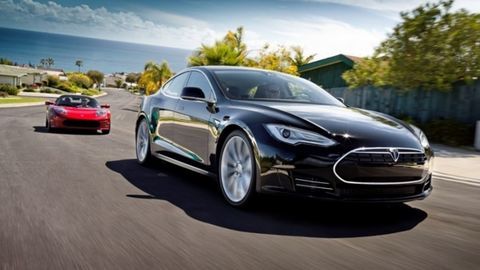 Nalacnejšia Tesla vyjde na 31 000 eur. Ukážu ju v marci