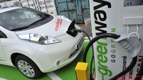 Česko začína s reálnou podporou elektromobility, Slovensko čaká 