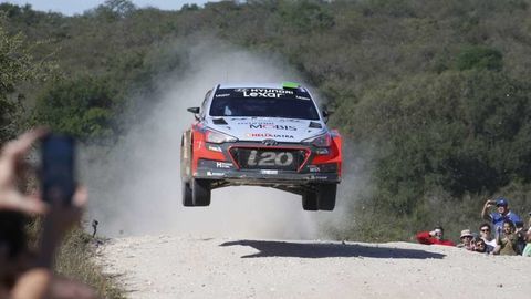 Rally Argentina vyhral Hyundai a vychádzajúca hviezda Hayden Paddon