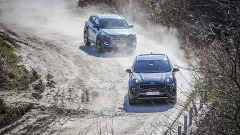 Motoring: Hyundai Tucson verzus  Kia Sportage a Ford S-Max AWD v blate