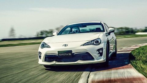 Prichádza vylepšená Toyota 86