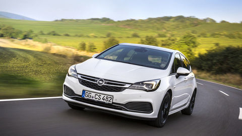 Opel Astra s optickým balíkom OPC