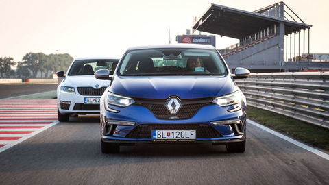 Motoring: Renault Mégane GT proti Škode Octavia RS a nový Hyundai i30 naživo