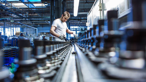 Volkswagen v Martine rozšíril výrobu o vačky pre motory V6 a V8