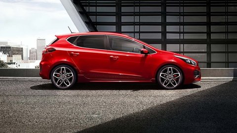 Vynovená Kia cee'd GT má pružnejší motor a generátor zvuku