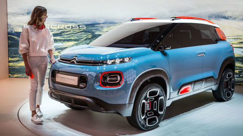 Extravagantný Citroën C-Aircross je krok od sériovej výroby