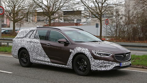 Nový Opel Insignia do ľahkého terénu
