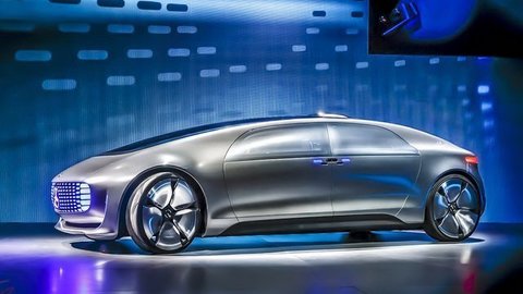 Mercedes-Benz F 015 v Las Vegas