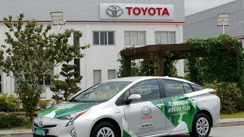 Hybridná Toyota na alternatívne palivá