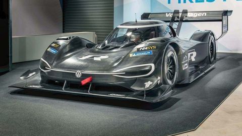 VW na Pikes Peak s elektromobilom