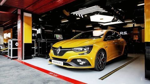 Renault Mégane RS Trophy pridáva výkon a znižuje hmotnosť