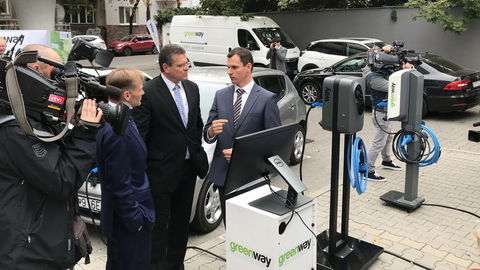 GreenWay postaví 850 nových nabíjacích staníc pre elektromobily   