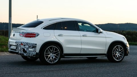 Mercedes-Benz GLE Coupé odhalený