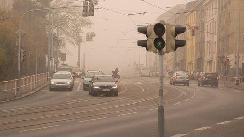 Bratislava zakáže vjazd starších áut, zriadi nízkoemisné zóny