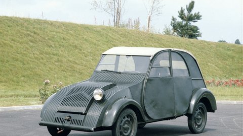 Víkendový zraz historických Citroënov