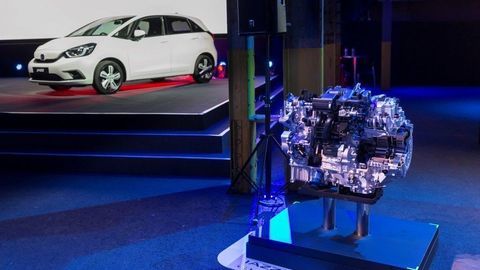 Benziňák na vedľajšej koľaji: Vieme, ako funguje hybridná Honda Jazz