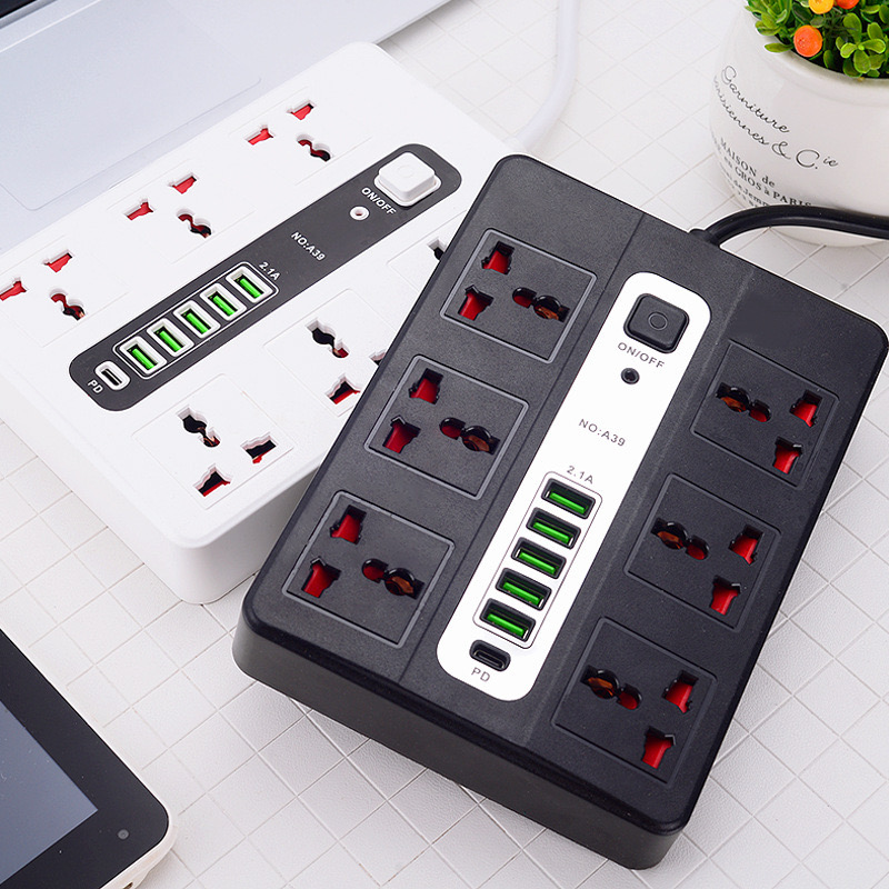 Universal Socket