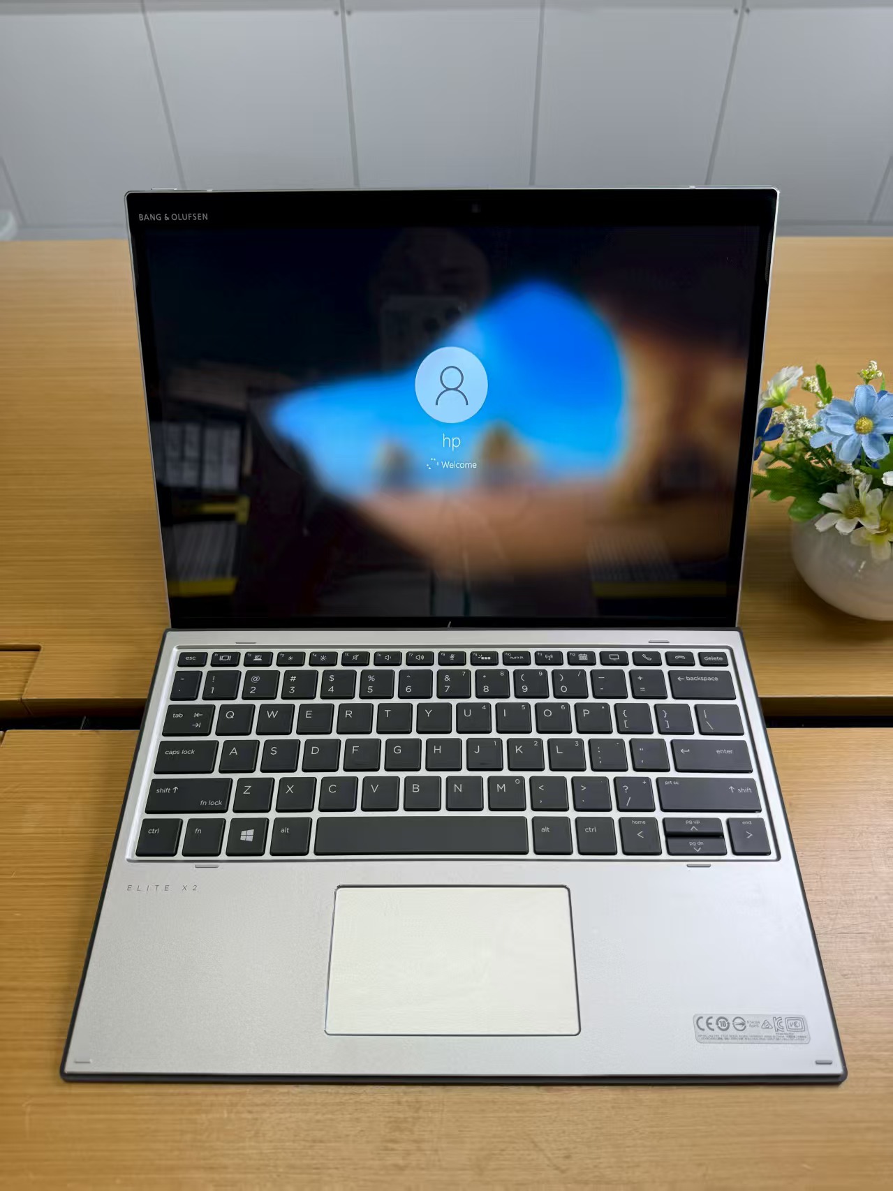 HP ELITE X2 G4