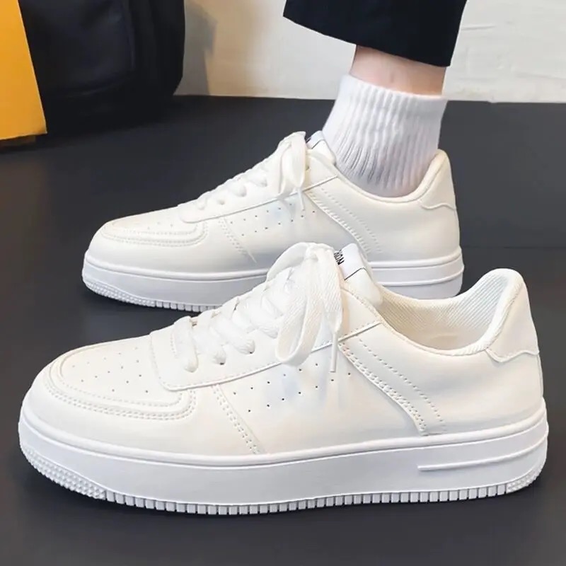 Men white Sneaker