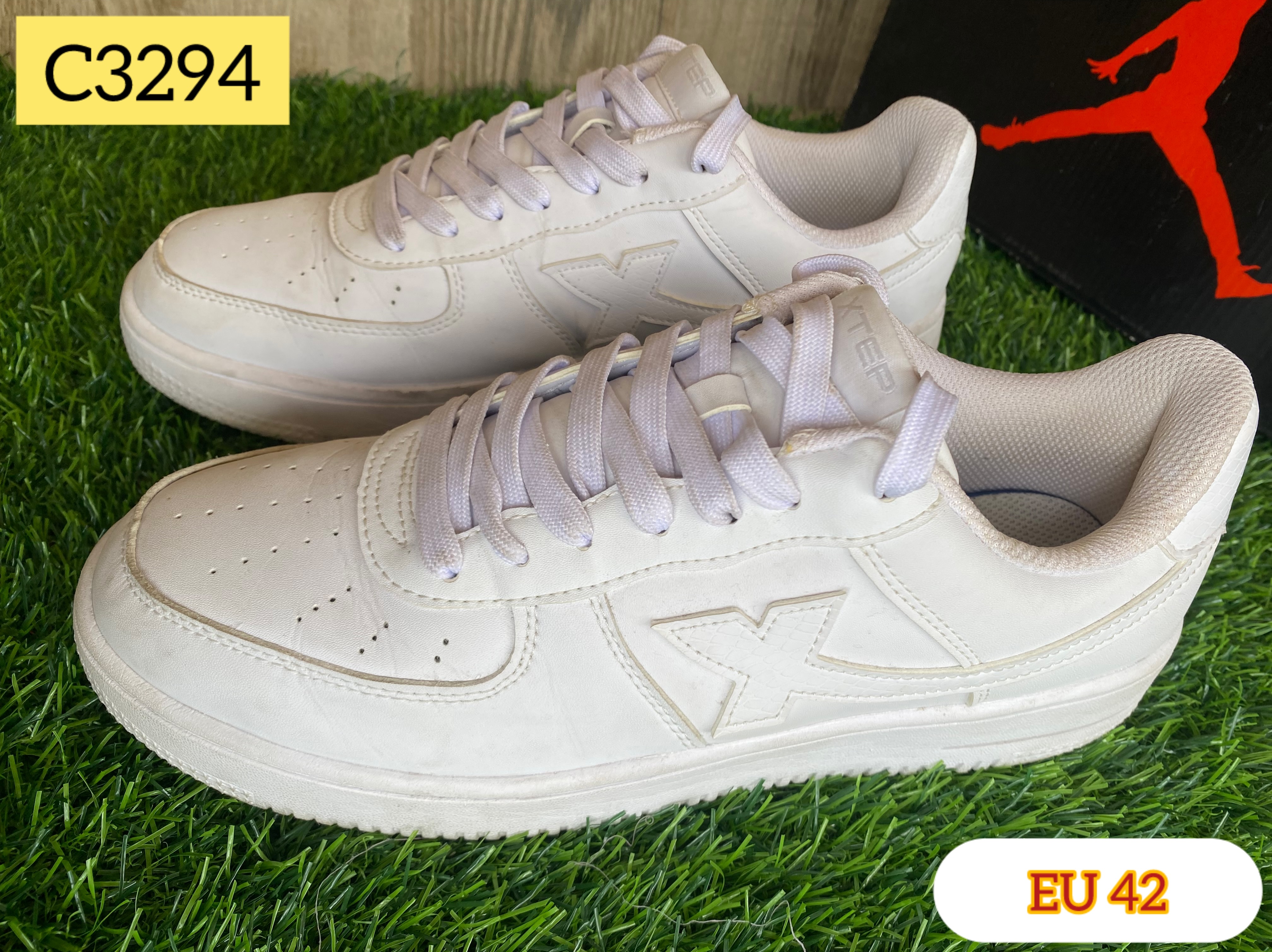 Men Sneakers
