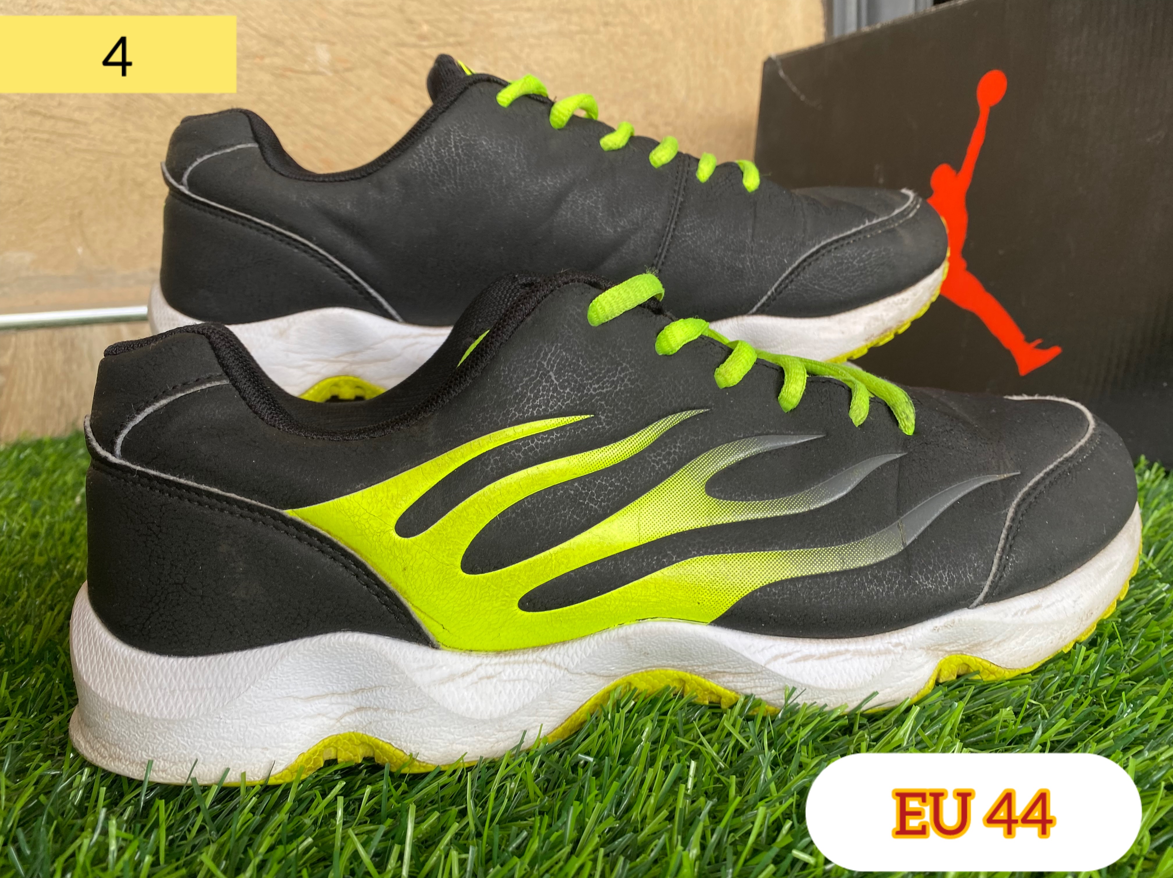 Men Sneakers