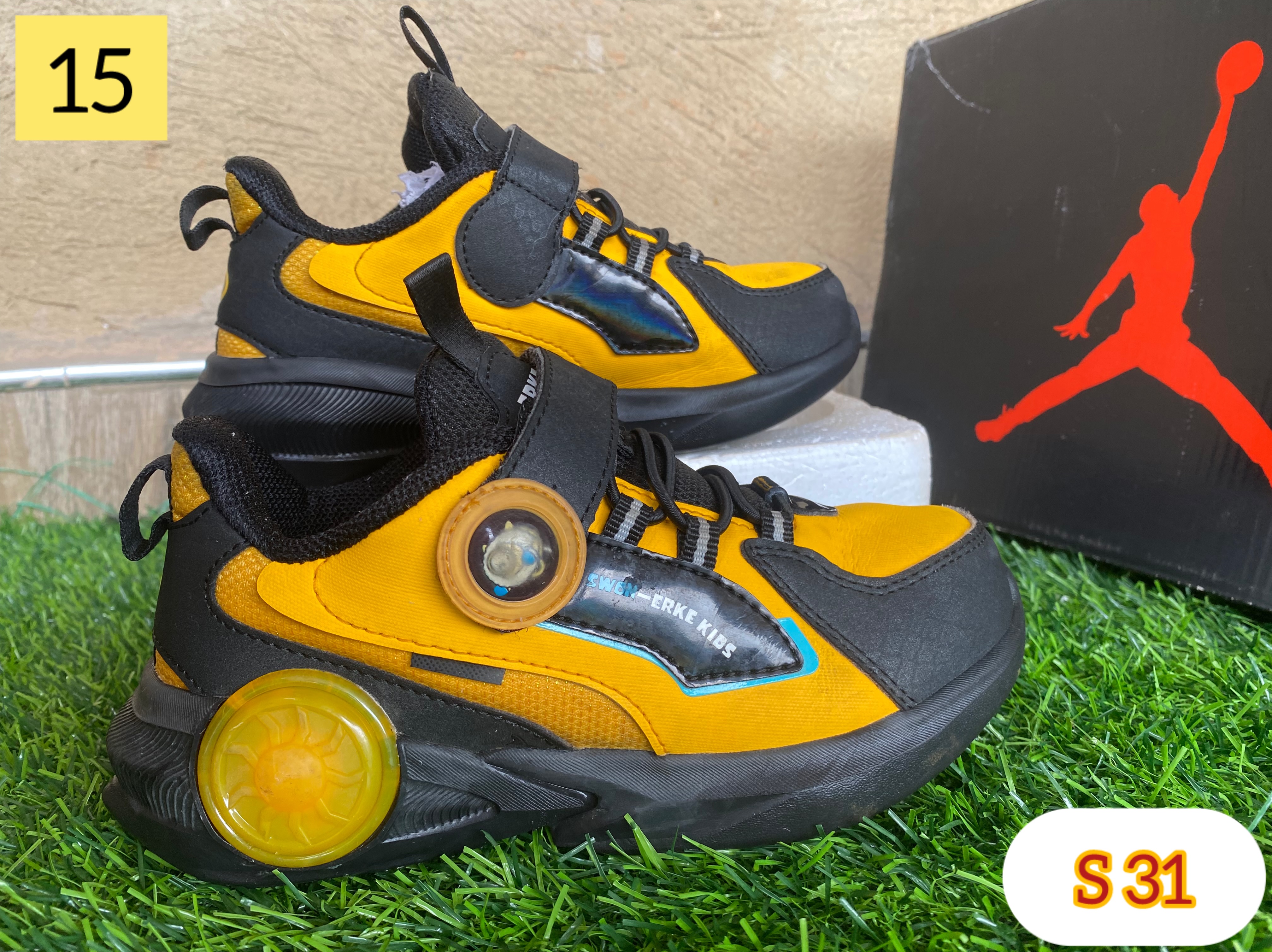 Kidz Dream Sneakers