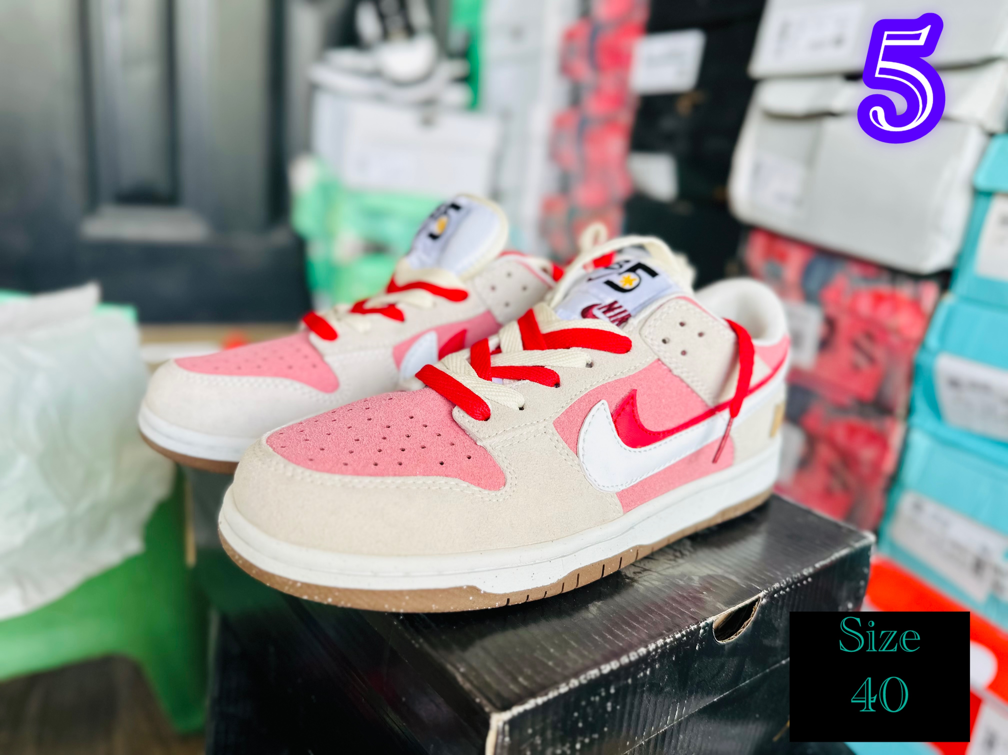 Nike Sneakers